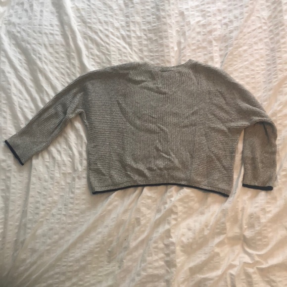 Topshop Gray Knit Sweater Black Trim - Picture 2 of 4